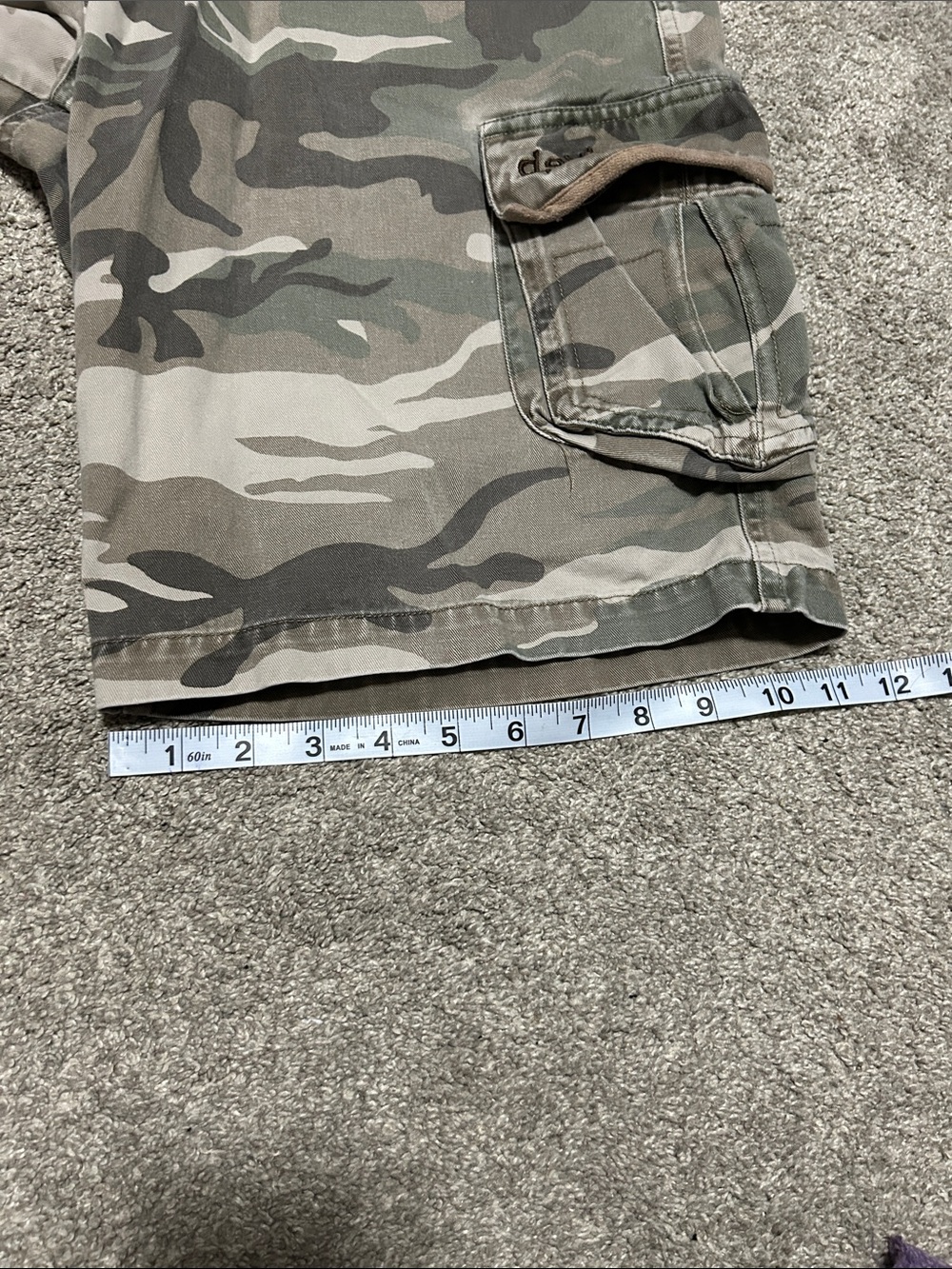 Y2K DeVISE Camo Baggy Cargo Dad Shorts - Picture 7 of 7